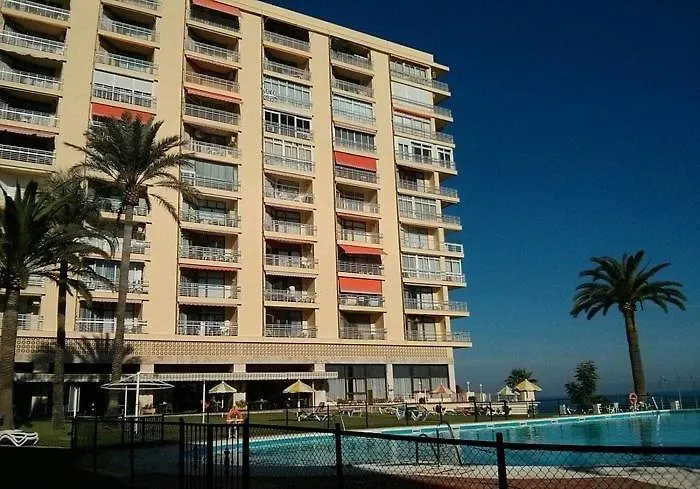 La Roca-Mediterraneo Views, 8Th Floor-New Kitchen- Pool- Parking-Air Conditioning, Ceiling Fans & Free Wifi Torremolinos 0*,