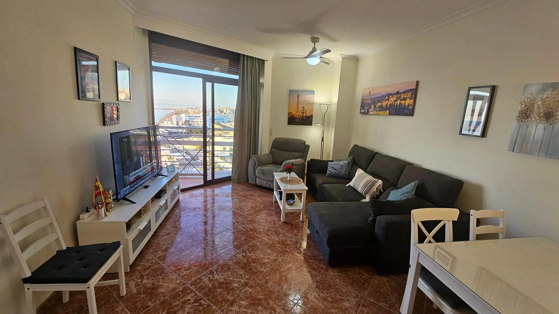 Apartment La Roca-Mediterraneo Views, 8Th Floor-New Kitchen- Pool- Parking-Air Conditioning, Ceiling Fans & Free Wifi Torremolinos